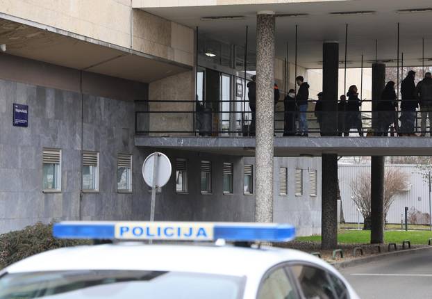 Zagreb: Evakuacija Gradskog poglavarstva zbog dojave o eksplozivnoj napravi