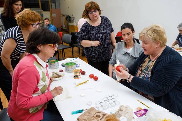 Zagreb: U Etnografskom muzeju Slavica Moslavac održala je radionicu bojanja pisanica