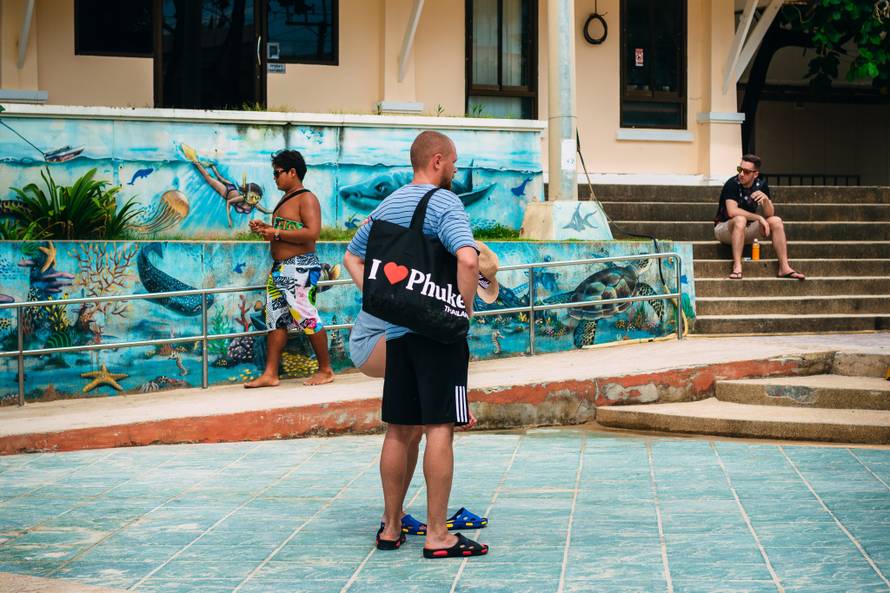 Phuket, Tajland: Od cjenkanja do masaže sa 'sretnim krajem'