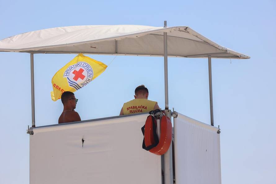 Split: 34 stupnja Celzijevih mnoge su Splićane natjerali na plaže