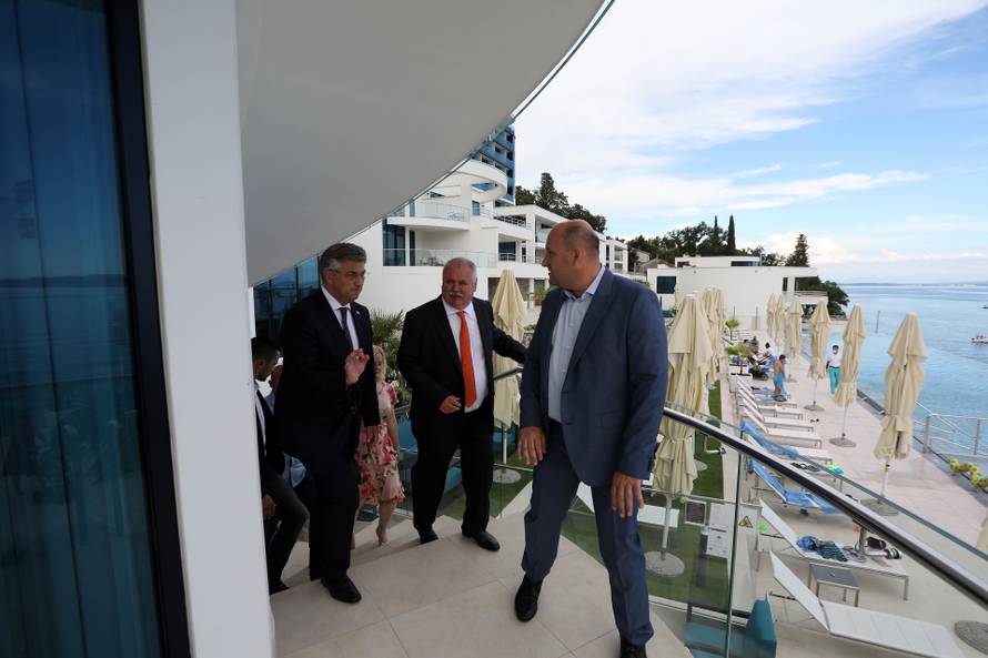 FOTO Otvorili Hilton Costabella resort u Rijeci.  Plenković: Grad je trebao ovakav hotel