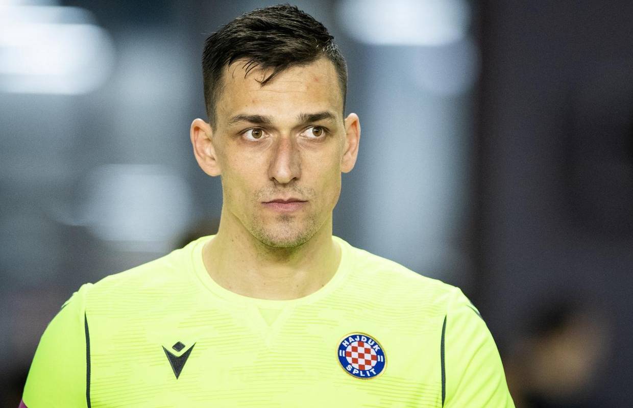 Kalinić: Pa ovo je sramota! I za mene i za cijelu momčad. Nisu nam stvorili šansu, a izbacili nas