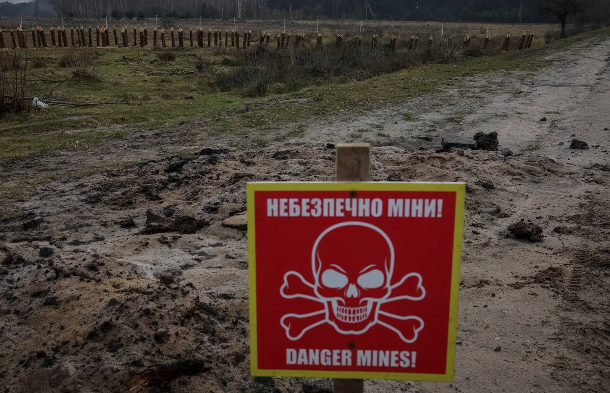 Ukrajina: U Izjumu je sedmero tinejdžera ranjeno zbog mina