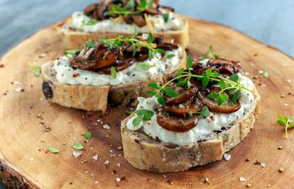 Doručak za prste polizati: Napravite sočan tost s gljivama