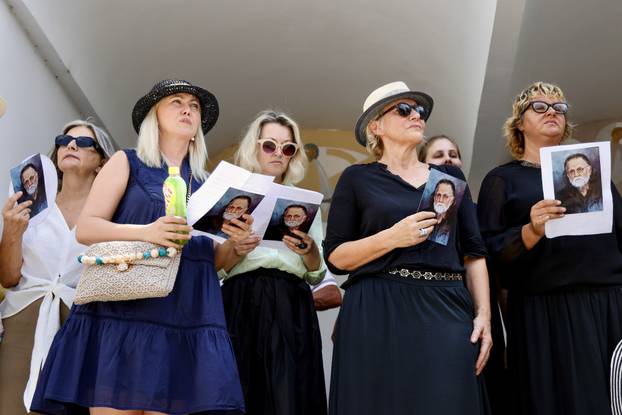 Sprovod glumca Josipa Pejakovića u Sarajevu