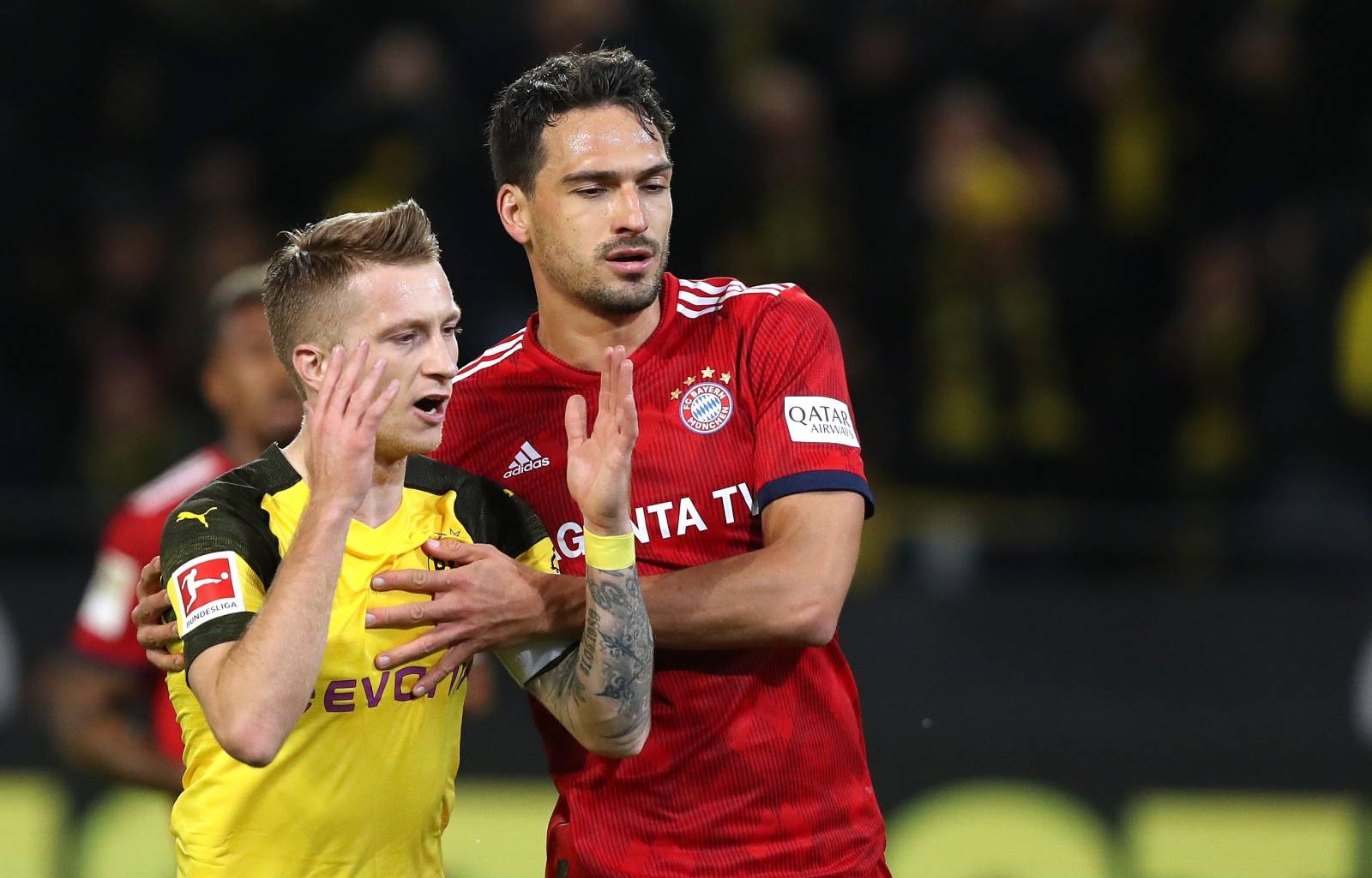 firo: 10.11.2018 Fuvuball, Football: 1. Bundesliga Borussia Dortmund - FC Bayern Munich Munich