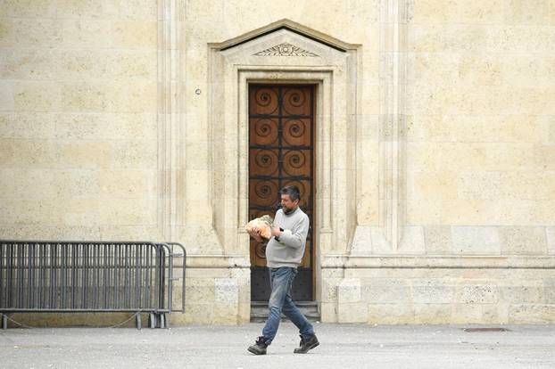 Zagreb: Potes magnitude 5,3 stupnja oštetio Zagrebačku katedralu