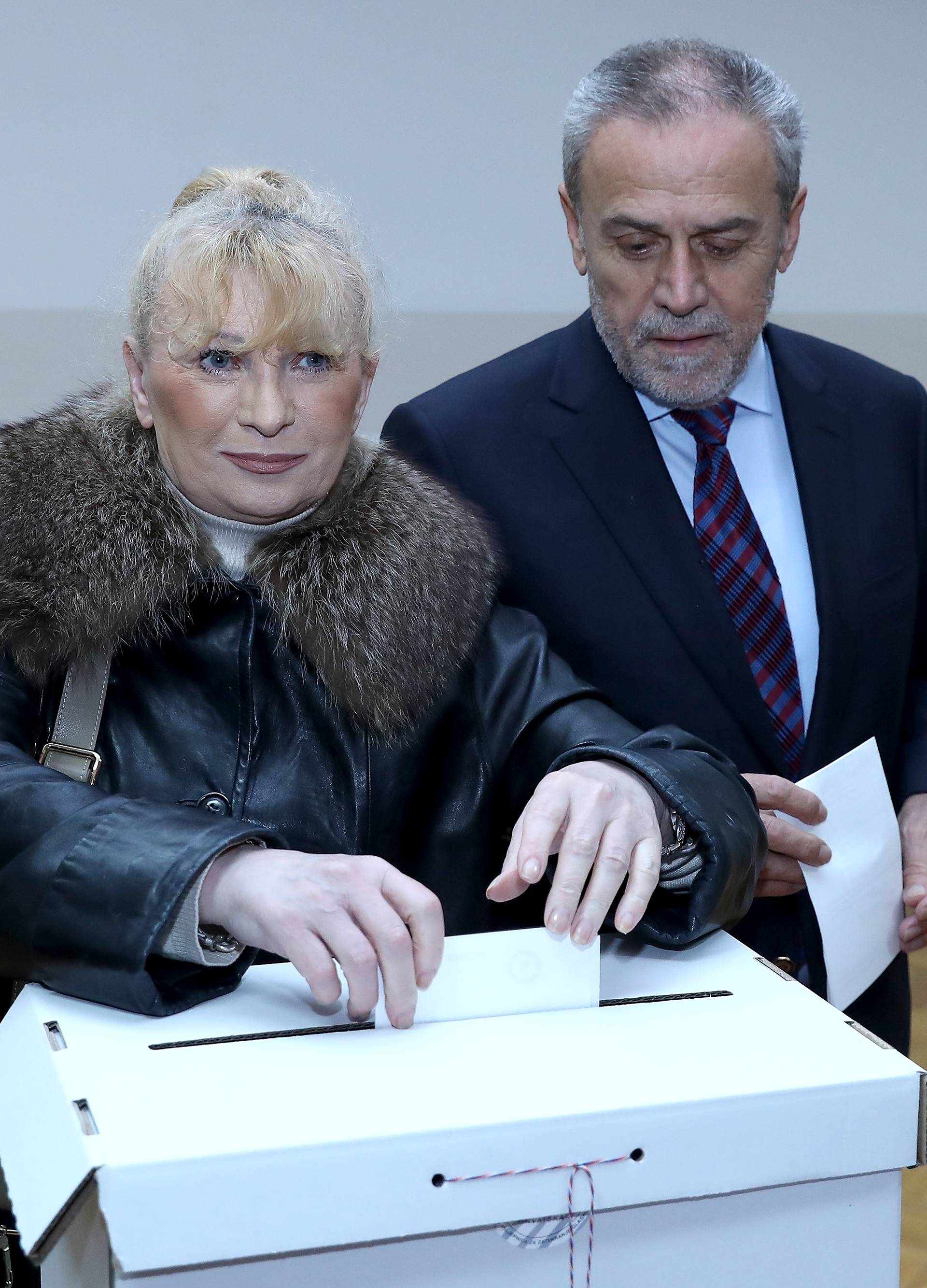 Zagreb: Gradonačelnik Milan Bandić glasovao na predsjedničkim izborima