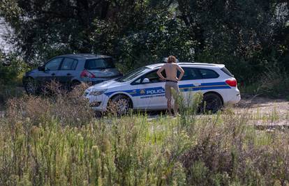 Policija sa šumarima upala u Liberland: Srušili su ilegalne objekte i uhitili troje stanovnika