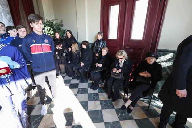 Zagreb: Odavanje počasti Miroslavu Ćiri Blaževiću na Mirogoju