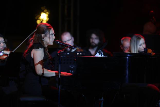 Zagreb: Koncert u čast preminulih glazbenika Arsena Dedića i Gabi Novak te njihova sina Matije Dedića