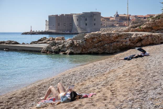 Sunčano i toplo vrijeme u Dubrovniku