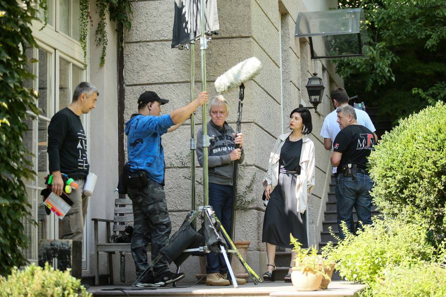 Pazi, snima se: Brutalne tajne ubijaju članove 'zlatne mladeži'