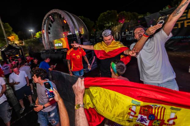 Split: Druga večer Ultra Europe Festivala, slavlje španjolskih navijača nakon pobjede na Euru