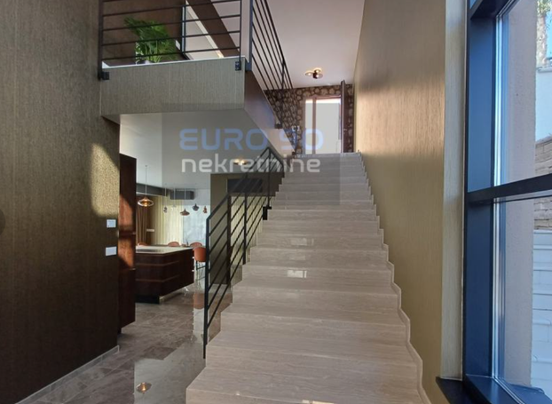 FOTO Oaza luksuza i privatnosti: Ova suvremena vila u Rtini ima sve što ste ikada mogli poželjeti