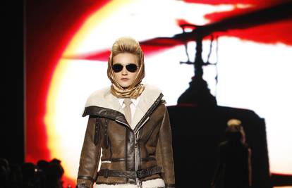 Rokersko-modni miks Gwen Stefani donosi razigranu zimu