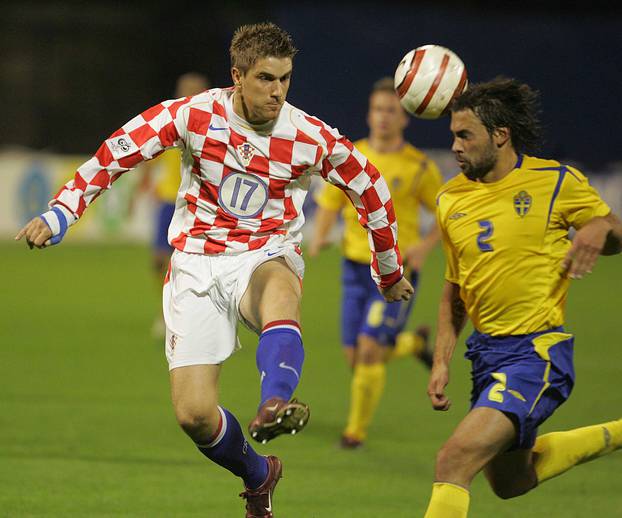 ARHIVA - Hrvatski nogometaši pobjedom nad Švedskom 1:0 plasirali se na SP 2006. 