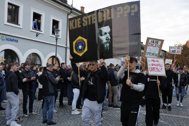 Novo Mesto: Građani pristižu na prosvjedni skup, održat će se i politički summit