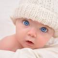 Zašto se bebe rađaju sa plavim očima, a potom promijene boju