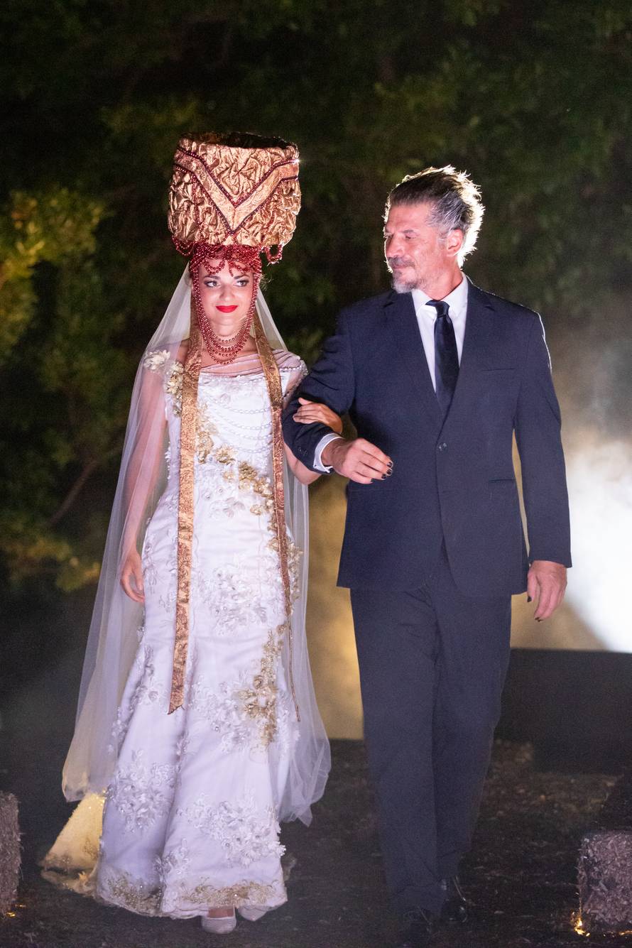 Damir Martinović Mrle otkrio za 24sata: 'Moram ići na operaciju, previše sam nosio visoke pete'