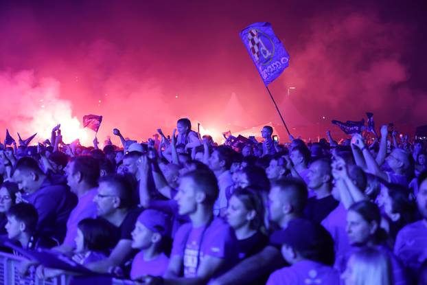 Slavlje u Zagrebu nakon Dinamova osvajanja dvostruke krune