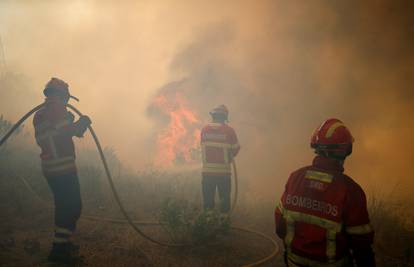 Poginula 64 stanovnika: Požar u Portugalu je pod kontrolom