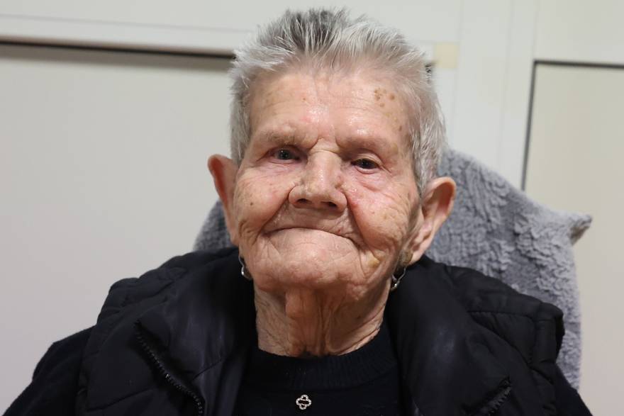 &Scaron;ibenik: U Cvjetnom domu Ljeposava Peri&scaron;i&cacute; proslavila 100. ro&dstrok;endan