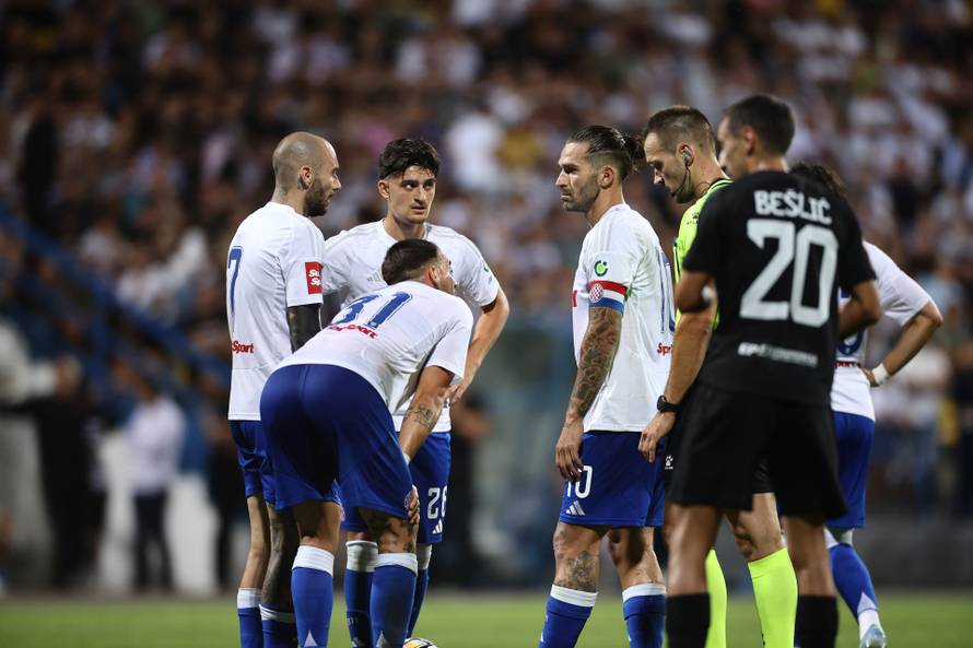 Posušje: Prijateljska utakmica Posušje - Hajduk u rasprodanom stadionu