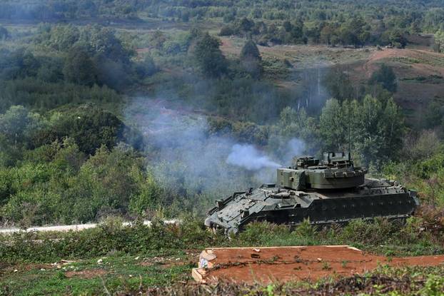 FOTO Hrvatska vojska i na zemlji, zraku, moru. Pogledajte spektakularnu vojnu vježbu