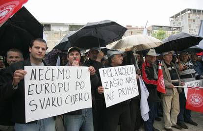 Radnici splitske Željezare ne žele ugovor s Poljacima