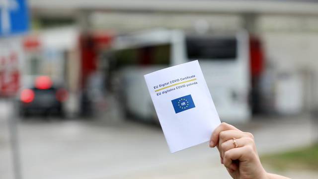 U Hrvatskoj izdano preko 2 milijuna covid potvrda: Povećao se i broj korisnika e-Građana