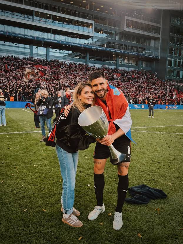 FOTO 'Vatreni' se ženi, dobio i dozvolu HNS-a. Evo koga ljubi