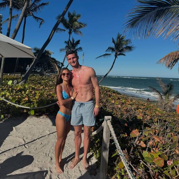 FOTO Tu je nogometašica, tu je i cheerleadersica:  Ovo su žene i djevojke američkih nogometaša