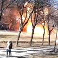 VIDEO Pogledajte trenutak kad je projektil pogodio predgrađe Kijeva. Djed je bio u šetnji...