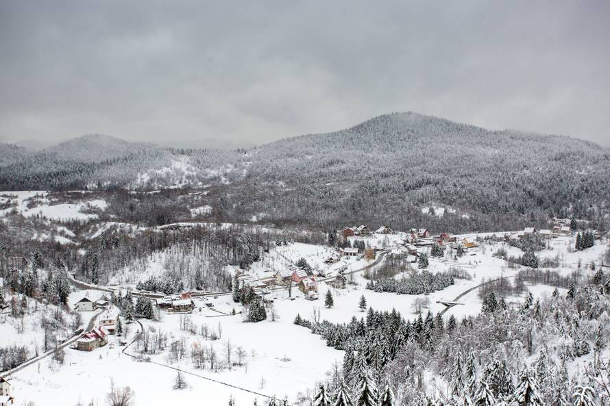 Snijeg prekrio Sljeme i Platak, Rijeka rekorder po količini kiše
