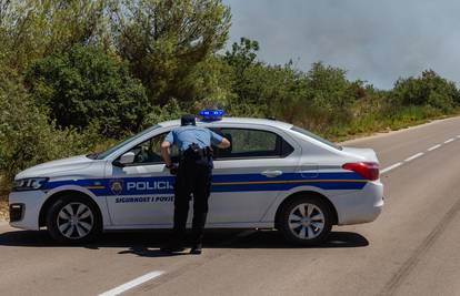 Kod Vrgorca bježao policajcima, a u autu je s njim bila i obitelj