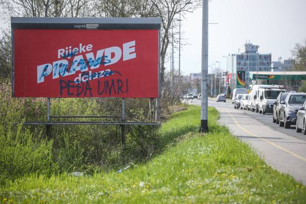 Zagreb: Pošaran plakat SDP-a na Aveniji Većeslava Holjevca