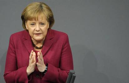 Merkel: Propala je uspostava multikulturalnog društva