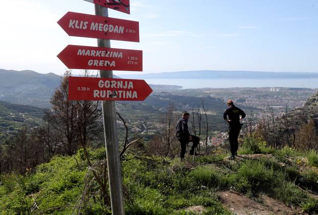 Solin: Policija nastavlja očevid nedaleko od lokacije gdje je pronađeno tijelo nepoznate osobe