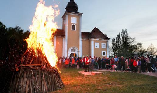 Danas je blagdan Svetog Jurja: U Hrvatskoj ima poseban značaj - evo zašto se preskače krijes