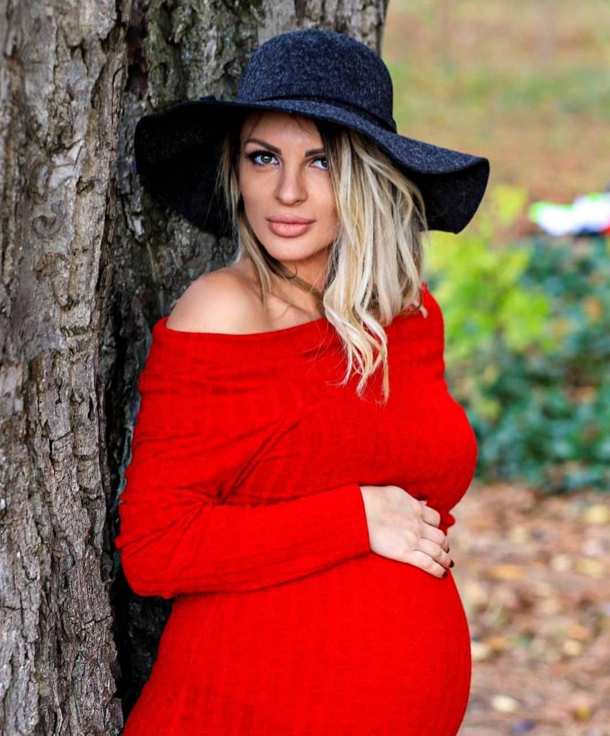 Bivša BB stanarka je trudna i ponovno je 'napumpala' usne