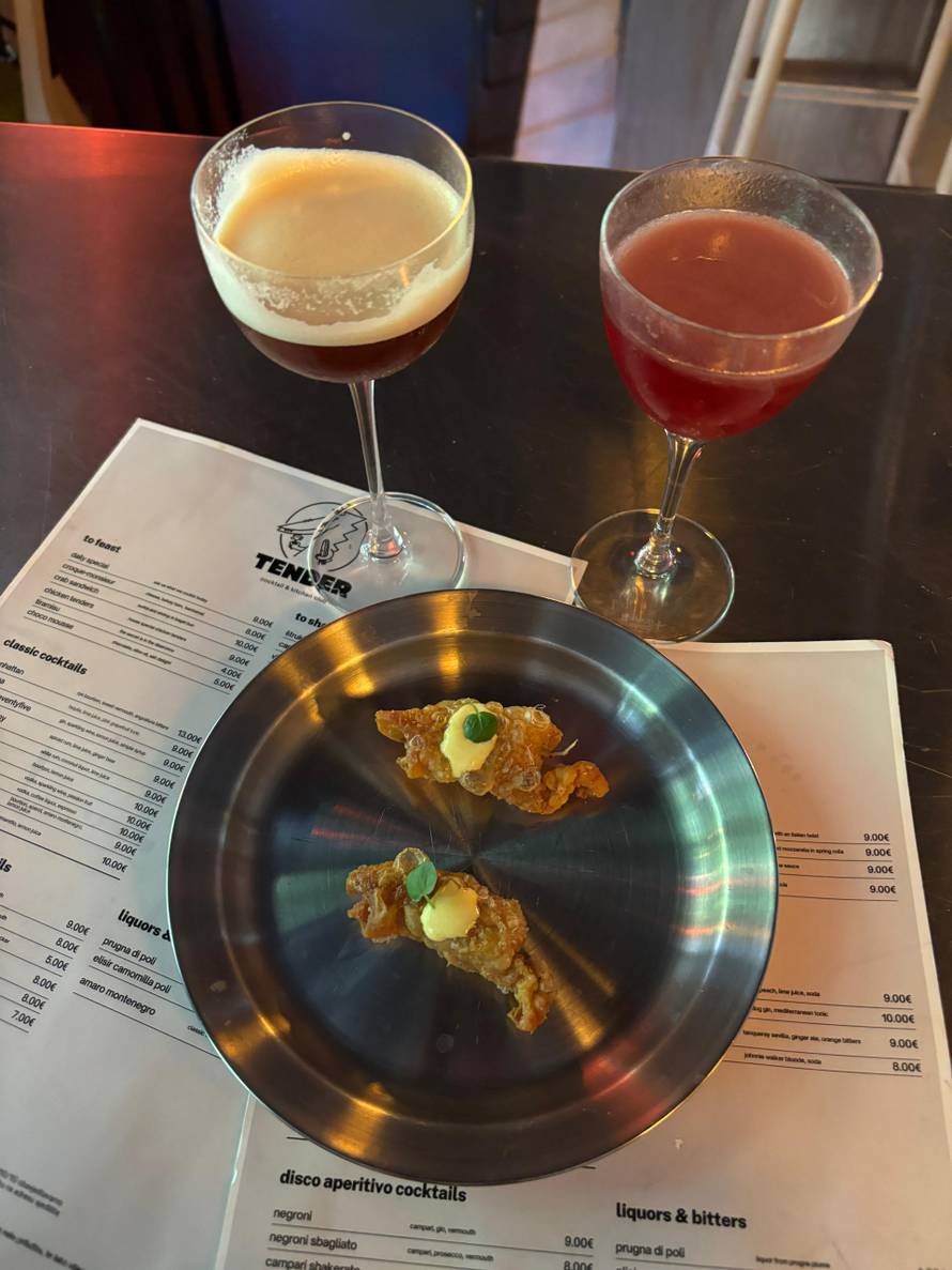 Posjetili smo novo IT koktel mjesto u Zagrebu! Tu radi TV zvijezda. Nudi se i 'pornstar'...