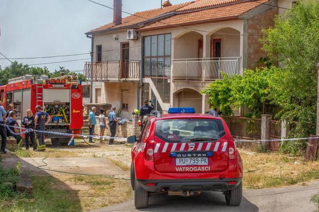 Nedaleko Pule nakon požara u obiteljskoj kući pronađeno tijelo muškarca