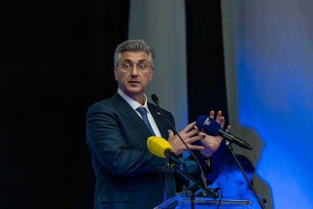 Gospić: Andrej Plenković na obilježavanju 36. obljetnice osnivanja HDZ-a u Ličko-senjskoj županiji