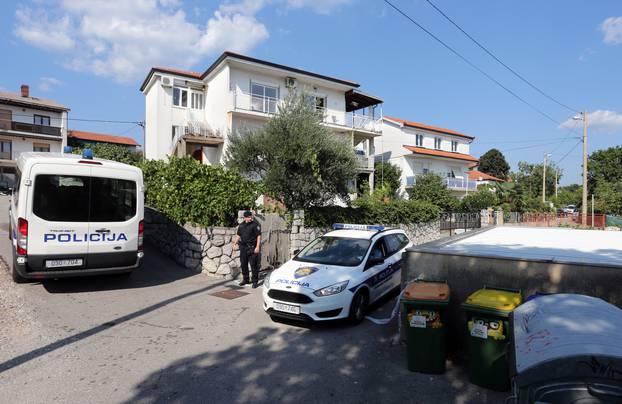 Rijeka: Policijski oÄ?evid u ulici Stari put gdje je naÄ?ena mrtva ??enska osoba