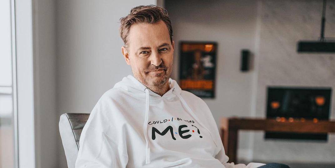 Matthew Perry objavio rijetku fotografiju s ocem,  obožavatelji ga pohvalili: Pa izgledaš odlično