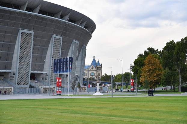 Bayern u produžecima pogotkom Martineza pobijedio Sevillu (2:1) za koju je igrao povratnik Rakiti? 