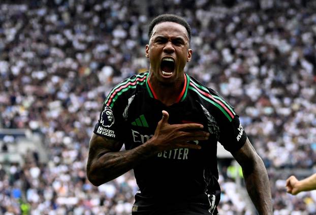 Premier League - Tottenham Hotspur v Arsenal