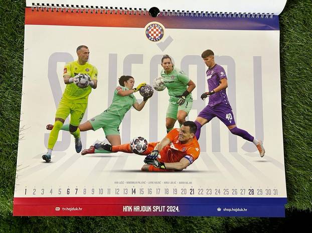 FOTO Hajduk izdao kalendar za 2024. godinu: Prvi put zajedno nogometašice i nogometaši
