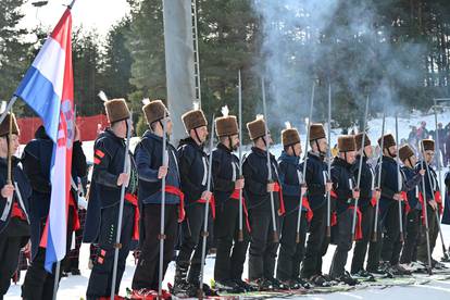 Alka na snijegu: Umjesto topota konja - skijanje na Kupresu!